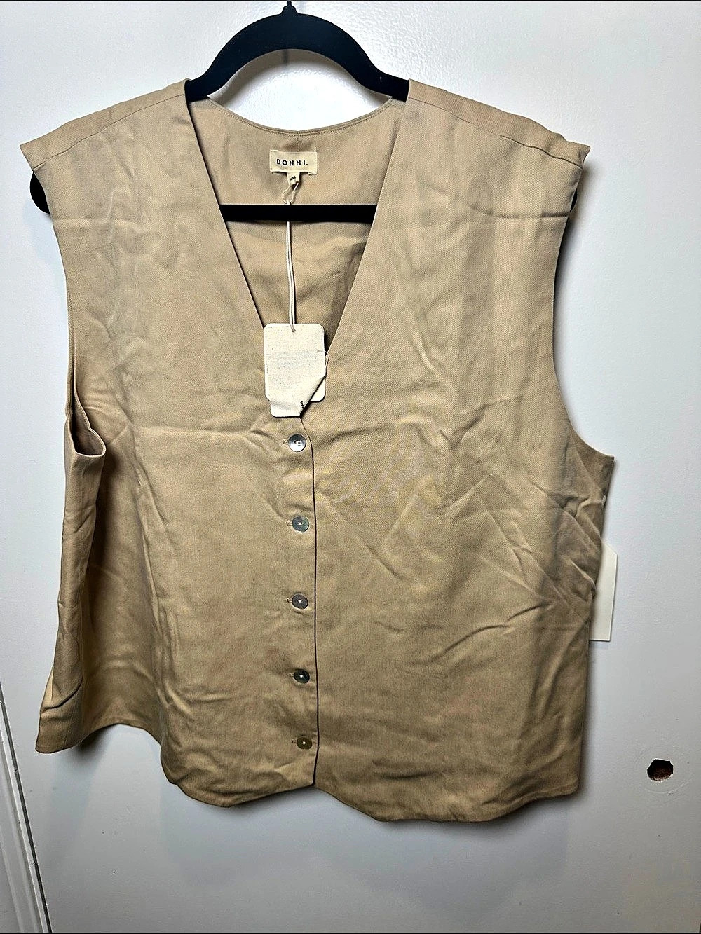 DONNI. Button-Front Cotton Vest in Beige Size XL NWT (55)
